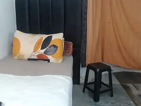 Black-RoseX online show from 11/07/25, 04:29