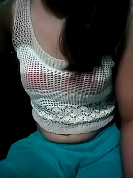 Snapshot of Pihu-56 chatting on 10/24/25, 01:35 Pihu-56 online show from 10/24/25, 01:35