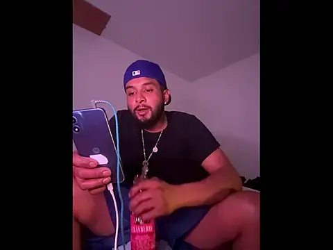 UrfavDilf69 online show from 11/12/25, 06:25