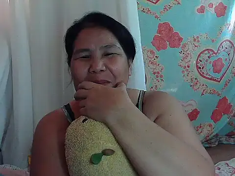 milagrose rose online show from 04/15/26, 05:25