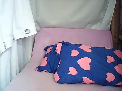 milagrose rose online show from 07/13/26, 11:13