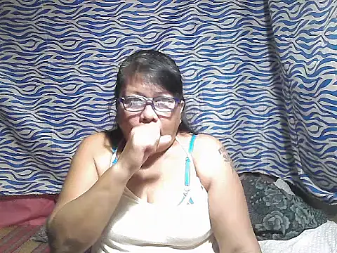 joy cute online show from 10/15/25, 12:00