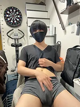 Snapshot of mikan_kun_st chatting on 06/18/26, 12:31 mikan kun st online show from 06/18/26, 12:31