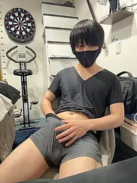 Snapshot of mikan_kun_st chatting on 07/21/26, 12:18 mikan kun st online show from 07/21/26, 12:18