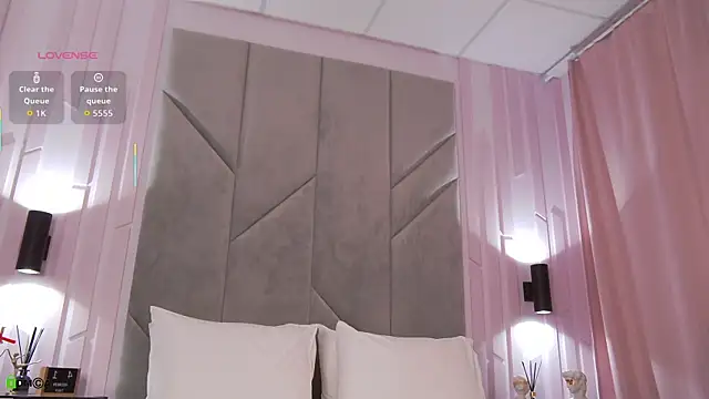 AnnaNoir online show from 04/17/26, 01:41