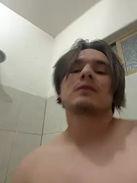 vvUMvv online show from 03/25/26, 03:34