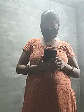 Snapshot of Rasili_bhabhi10 chatting on 10/13/25, 04:18 Rasili bhabhi10 online show from 10/13/25, 04:18