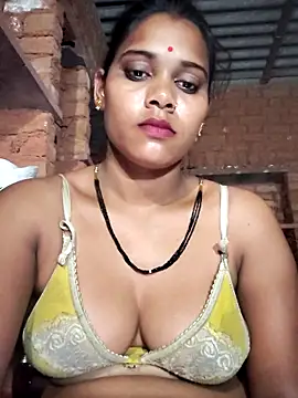 Katrina kaif143 online show from 04/04/26, 10:29