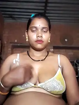 Katrina kaif143 online show from 04/18/26, 08:07