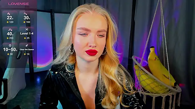 TessaGrays online show from 02/11/26, 08:41