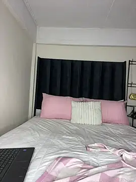 Sirah1 online show from 07/30/26, 07:57