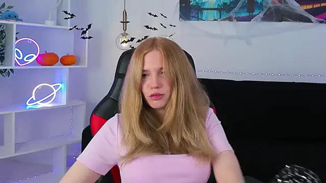 MelissaLiss online show from 10/25/25, 03:07