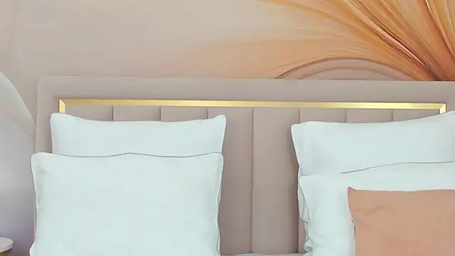 MelissaLiss online show from 11/15/25, 02:46