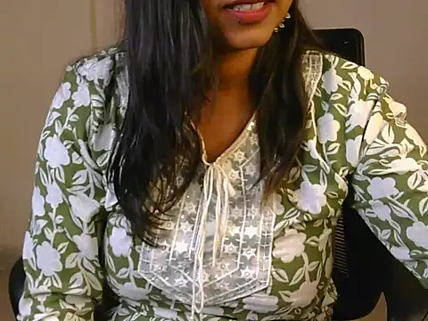 baby-panda4 online show from 10/18/25, 04:52