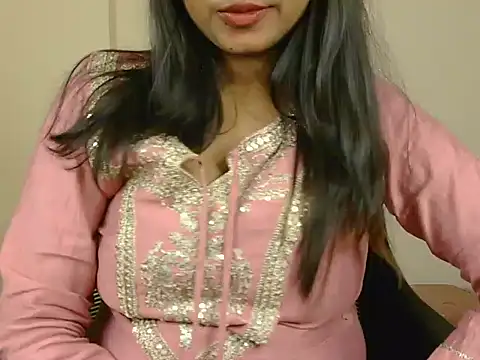 baby-panda4 online show from 11/25/25, 04:29