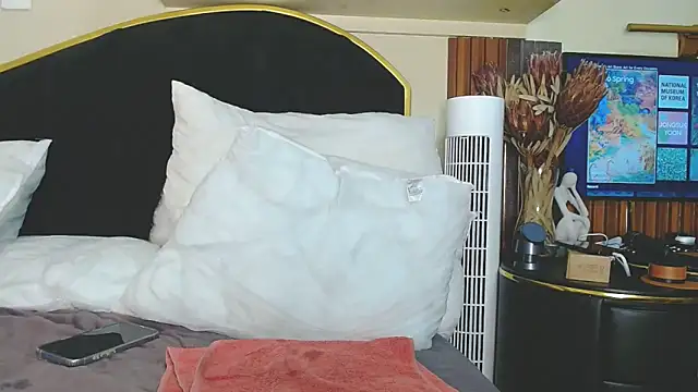 CynnxxxBarb online show from 03/06/26, 08:38