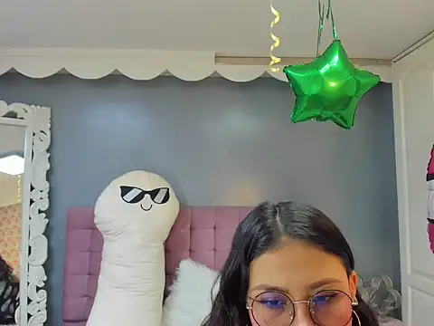 Snapshot of lola_cook chatting on 10/02/25, 01:40 lola cook online show from 10/02/25, 01:40