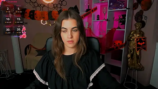 lina fox12 online show from 10/31/25, 12:06