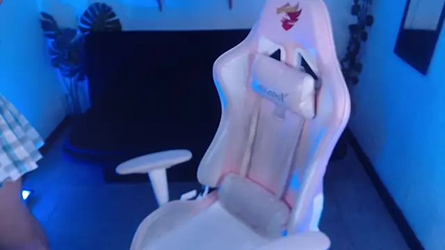 Lexy Storm 18 online show from 01/14/26, 12:44