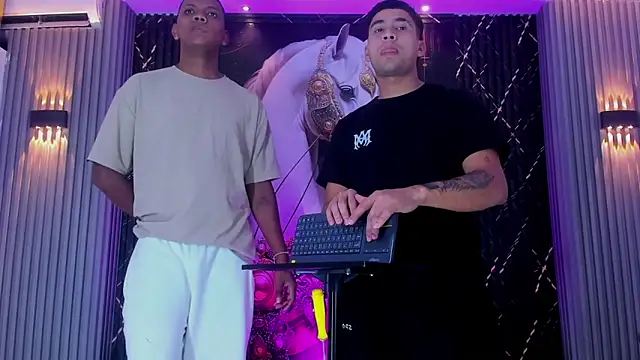 Snapshot of The_Boy_King chatting on 12/14/25, 08:24 The Boy King online show from 12/14/25, 08:24