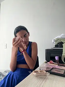 Snapshot of Samara_Smith04 chatting on 10/31/25, 06:42 Samara Smith04 online show from 10/31/25, 06:42