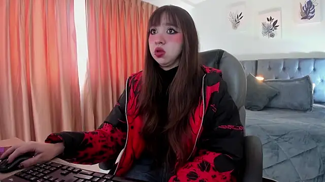 Scarlett  Cooper   online show from 02/21/26, 01:34