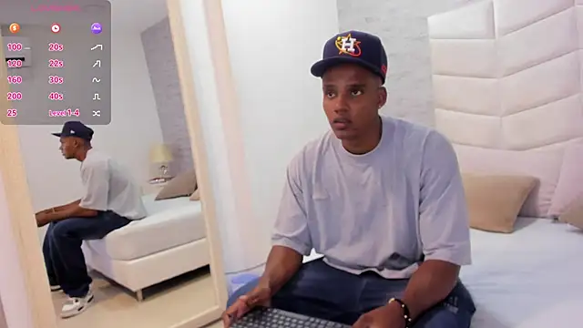 Snapshot of jax_black chatting on 11/25/25, 06:52 jax black online show from 11/25/25, 06:52