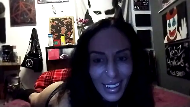 inkdhollow1 online show from 10/28/25, 03:10