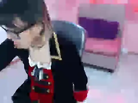 cristal hills 19 online show from 10/31/25, 06:42