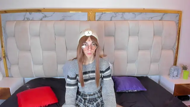 Snapshot of Scaarlett_22_ chatting on 02/17/26, 05:59 Scaarlett 22 online show from 02/17/26, 05:59