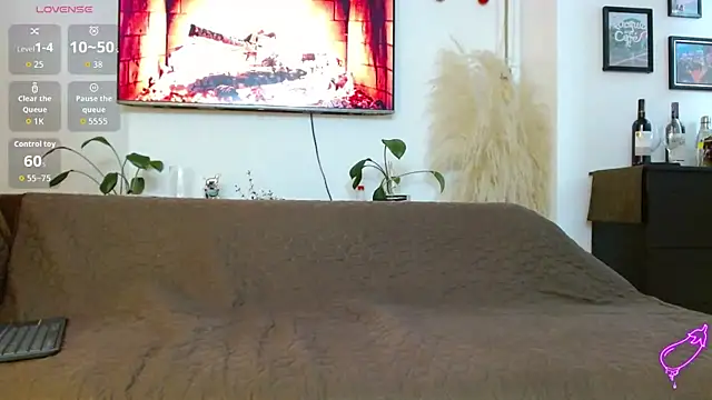 Snapshot of mathewv_ chatting on 11/13/25, 03:49 mathewv online show from 11/13/25, 03:49