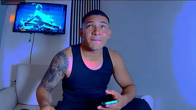 venedic bull online show from 12/23/25, 04:54