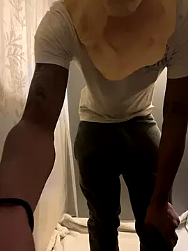 BbcLovesCompany online show from 09/30/25, 02:05