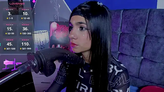 susi hot13 online show from 03/19/26, 08:35