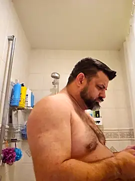 Roddog18 online show from 11/05/25, 02:06