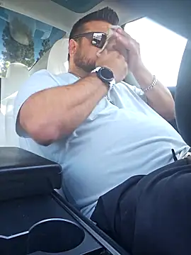 Roddog18 online show from 11/06/25, 08:43