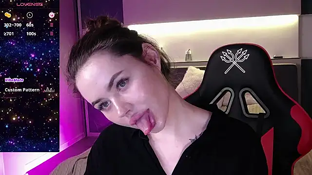 AlmaryKim online show from 12/09/24, 08:44