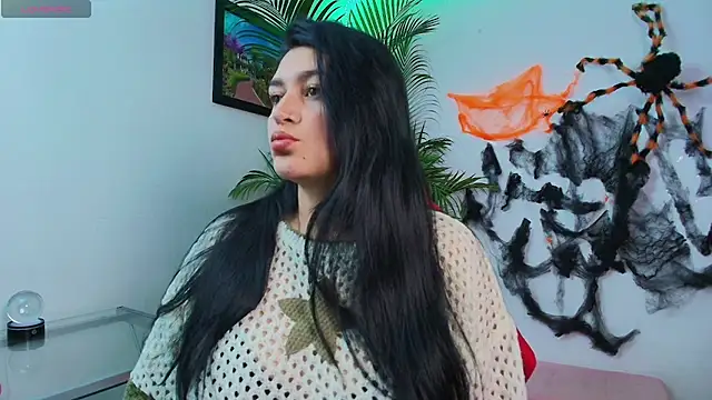 Snapshot of alejitasweet chatting on 10/20/25, 03:07 alejitasweet online show from 10/20/25, 03:07