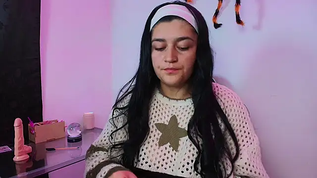 Snapshot of alejitasweet chatting on 10/24/25, 03:58 alejitasweet online show from 10/24/25, 03:58