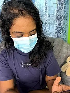 Snapshot of SukiyamaAsia chatting on 10/20/25, 08:04 SukiyamaAsia online show from 10/20/25, 08:04