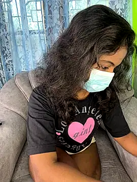 Snapshot of SukiyamaAsia chatting on 10/21/25, 06:14 SukiyamaAsia online show from 10/21/25, 06:14