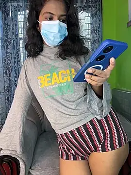 Snapshot of SukiyamaAsia chatting on 10/22/25, 04:13 SukiyamaAsia online show from 10/22/25, 04:13