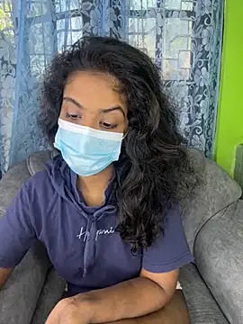 Snapshot of SukiyamaAsia chatting on 10/31/25, 07:53 SukiyamaAsia online show from 10/31/25, 07:53