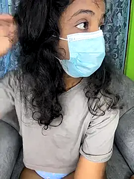 Snapshot of SukiyamaAsia chatting on 11/17/25, 07:14 SukiyamaAsia online show from 11/17/25, 07:14