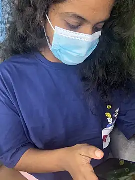 Snapshot of SukiyamaAsia chatting on 11/18/25, 04:00 SukiyamaAsia online show from 11/18/25, 04:00