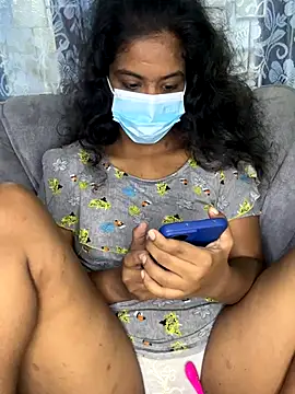 Snapshot of SukiyamaAsia chatting on 11/25/25, 06:13 SukiyamaAsia online show from 11/25/25, 06:13