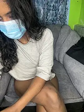 Snapshot of SukiyamaAsia chatting on 11/27/25, 04:20 SukiyamaAsia online show from 11/27/25, 04:20