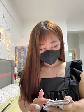 jun-xinh09 online show from 10/06/25, 10:45