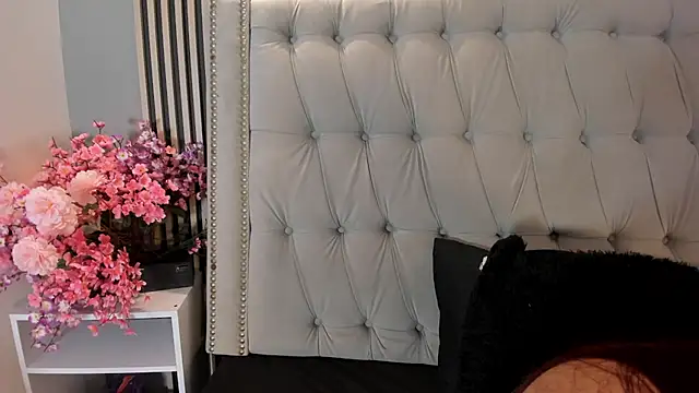 Xiomara Stwart online show from 01/07/26, 03:09