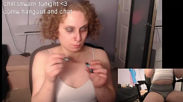 Snapshot of cinderellie chatting on 10/16/25, 02:34 cinderellie online show from 10/16/25, 02:34